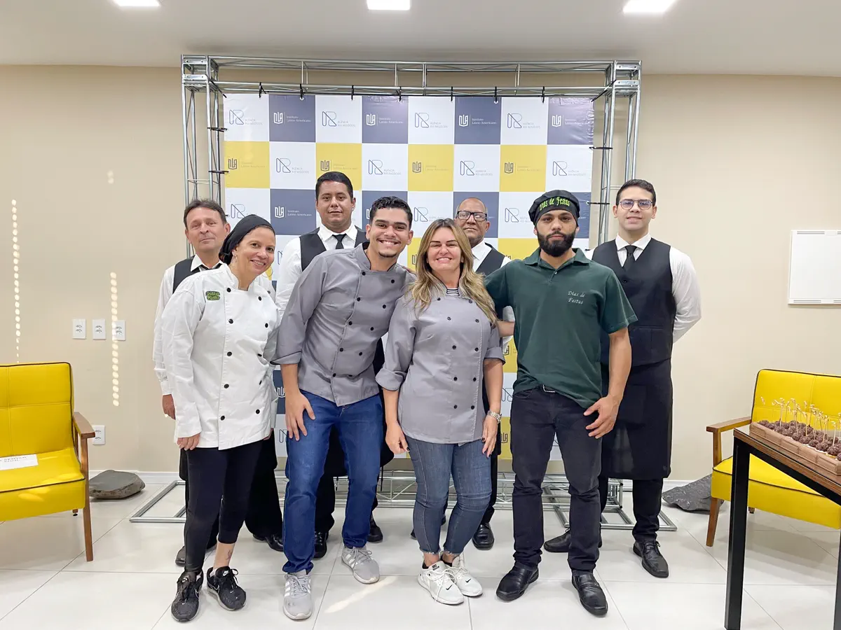 Equipe do Dias de Festas reunida antes de um evento