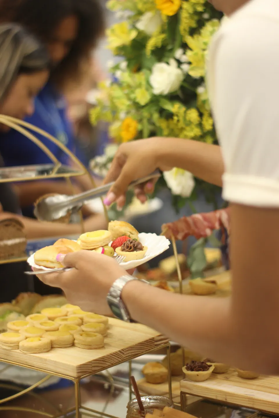 Buffet servido pela equipe do Dias de Festas